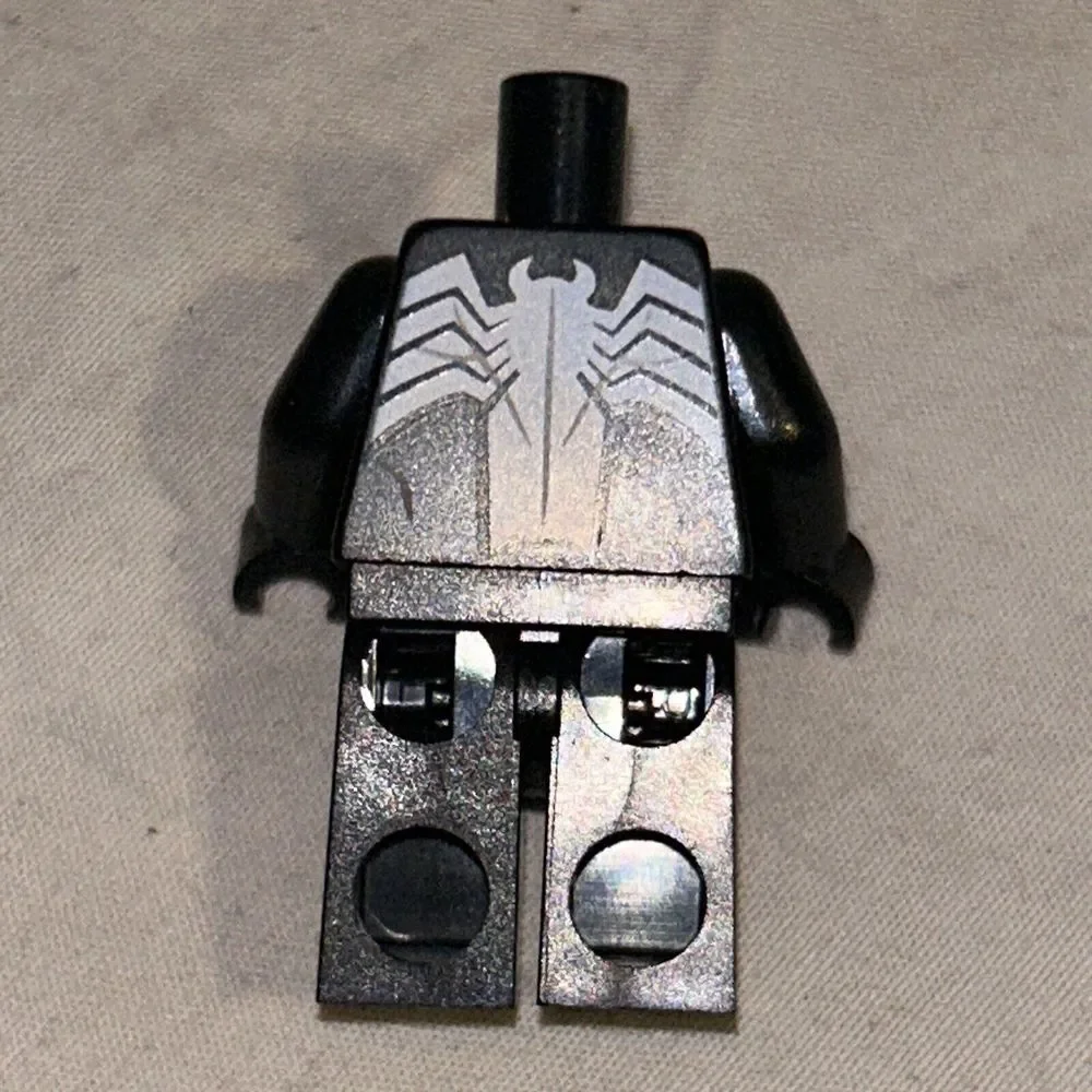 LEGO Symbiote Spiderman‎ San Diego Comic Con Black Venom Marvel Torso & Legs